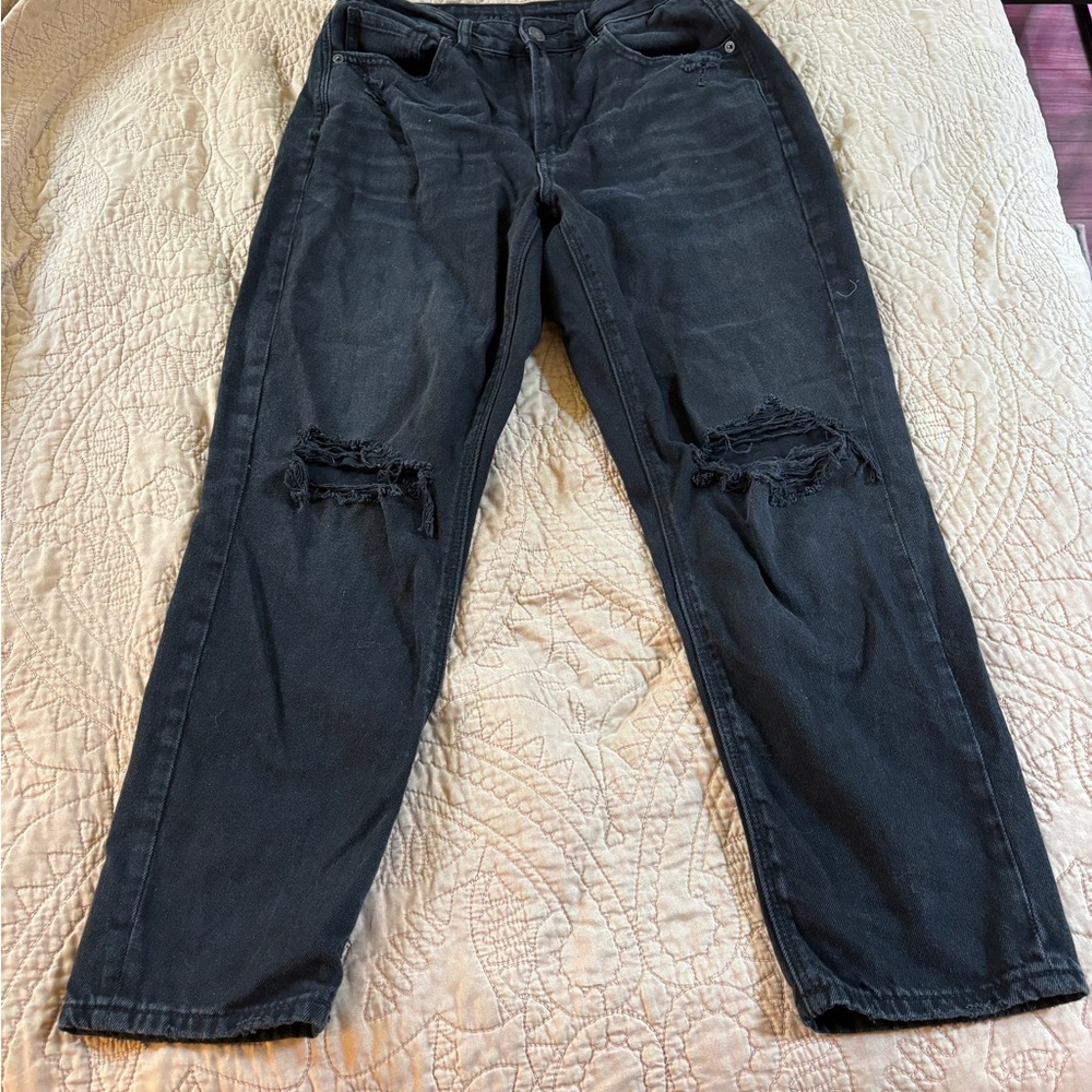 American Eagle Black Distressed Jeans